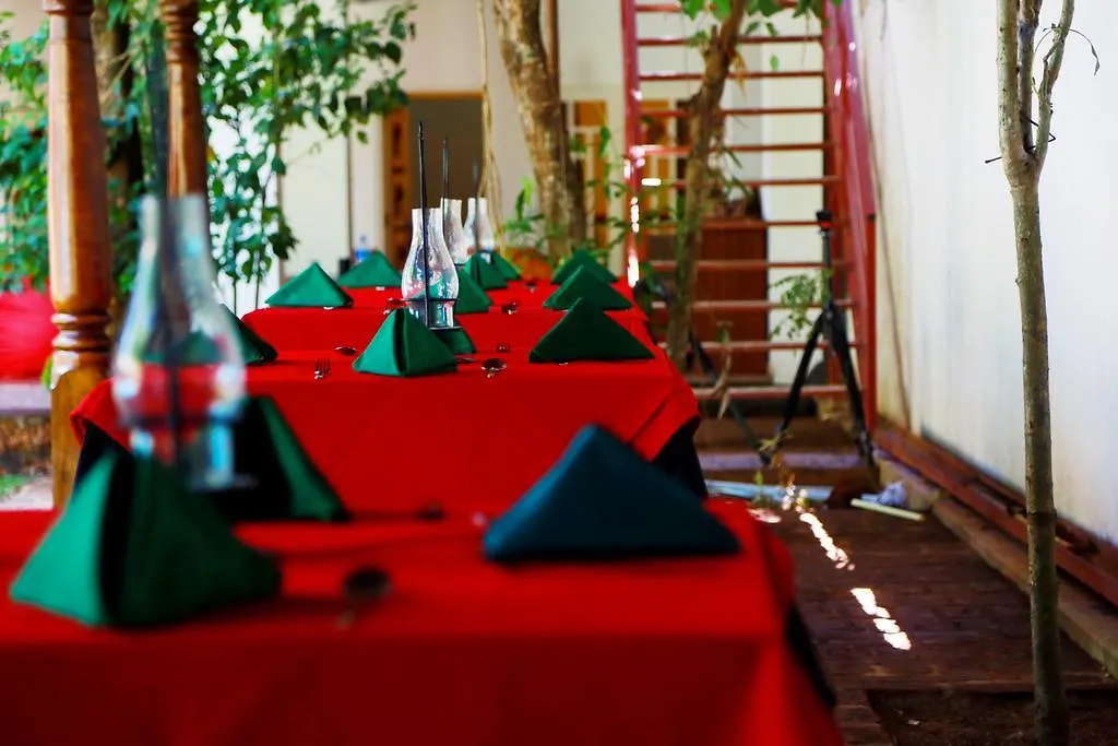Lanka Bangla Inn Villas Restaurant & Travels Katunayake