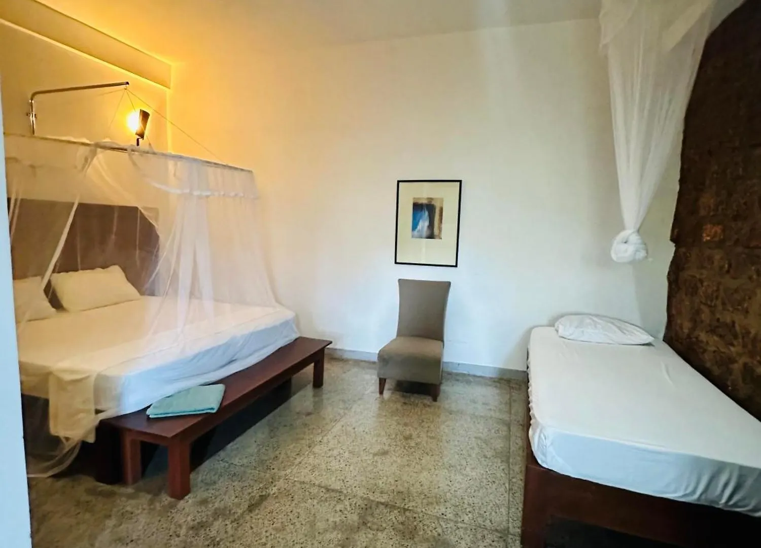 Hotel Lanka Bangla Inn Villas Restaurant & Travels Katunayake