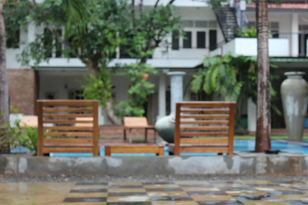 Lanka Bangla Inn Villas Restaurant & Travels Katunayake Hotel